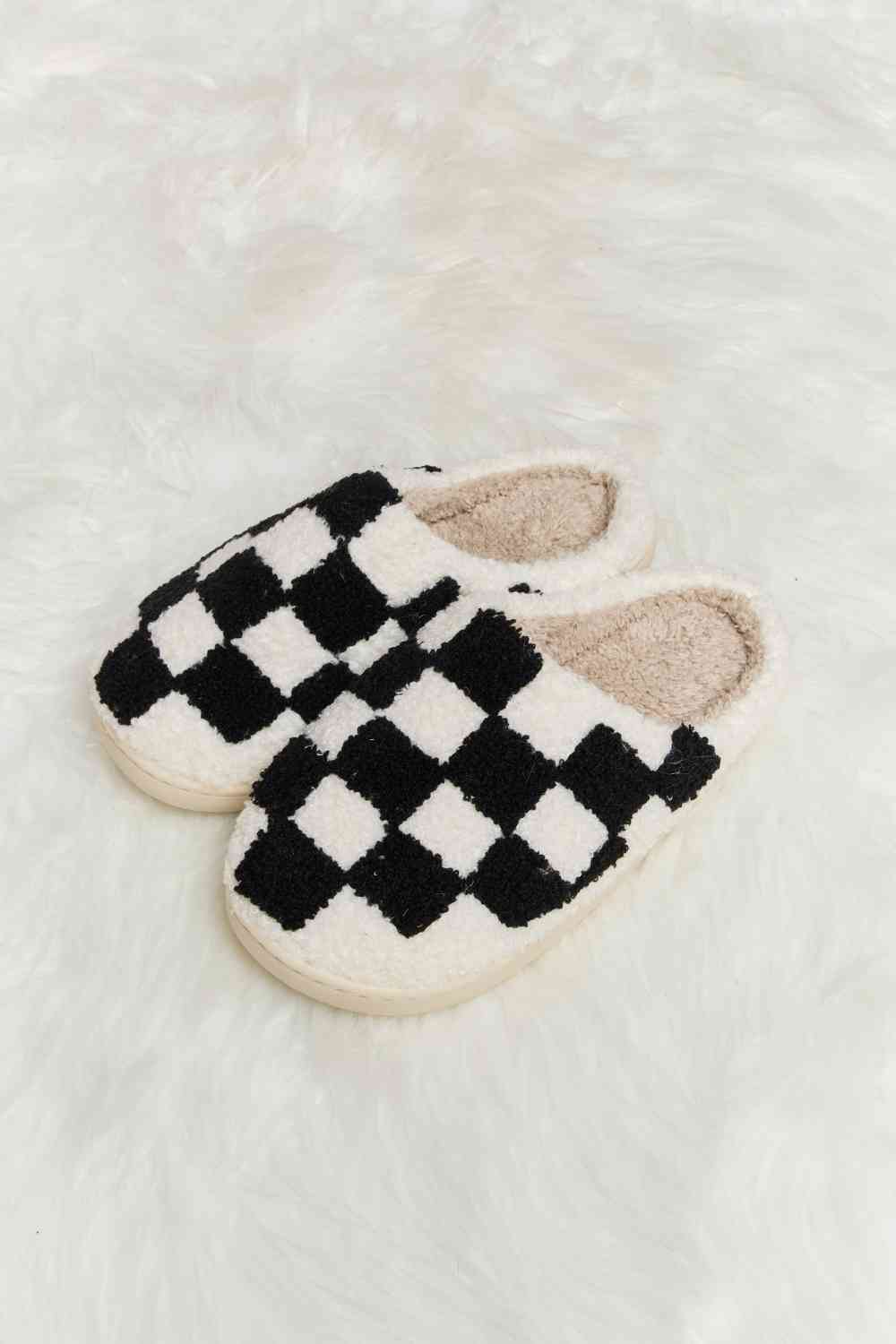 Melody Checkered Print Plush Slide Slippers (Color Options)